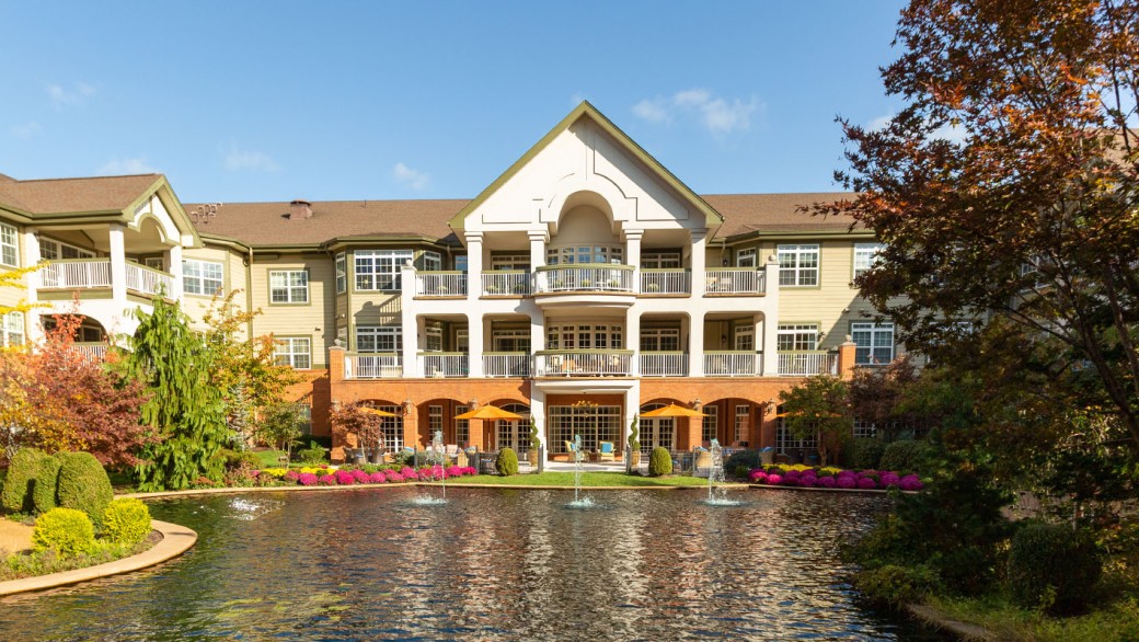 Deluxe Senior Apartment Amenities The Gatesworth