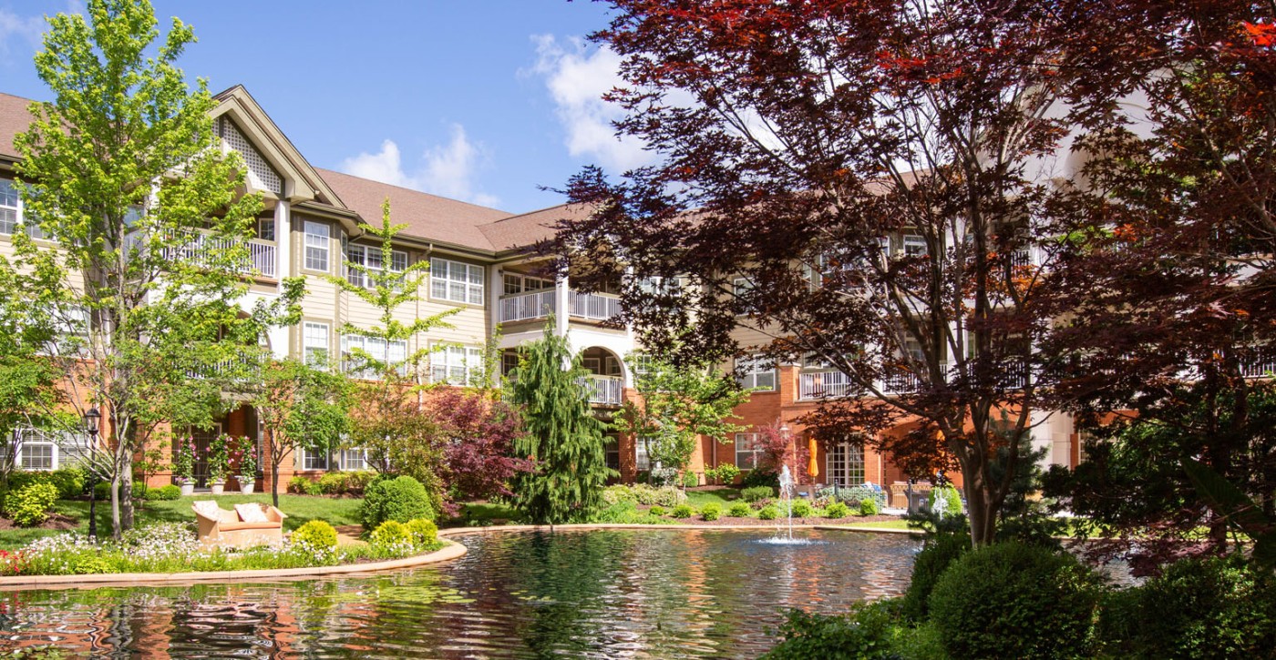 Deluxe Senior Apartment Amenities The Gatesworth