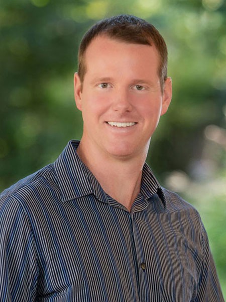 Portrait of Jeff Leonard.
