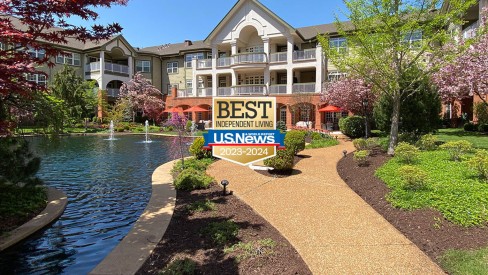 Exterior of The Gatesworth with the 2024 U.S. News badge.