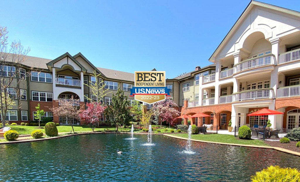 U.S. News and World Report best independent living badge over an image of The Gatesworth pond.